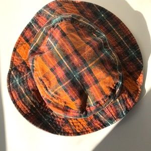 Plaid bucket hat